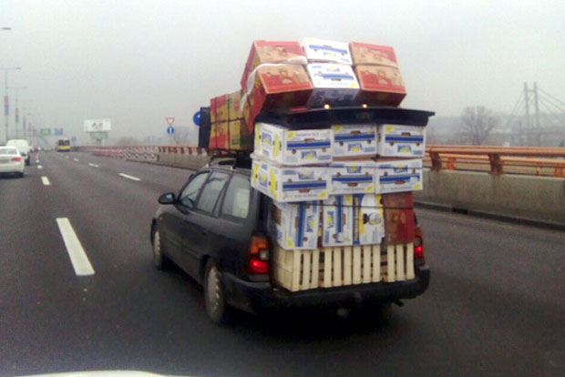 ФОТО: Ауто као магацин
